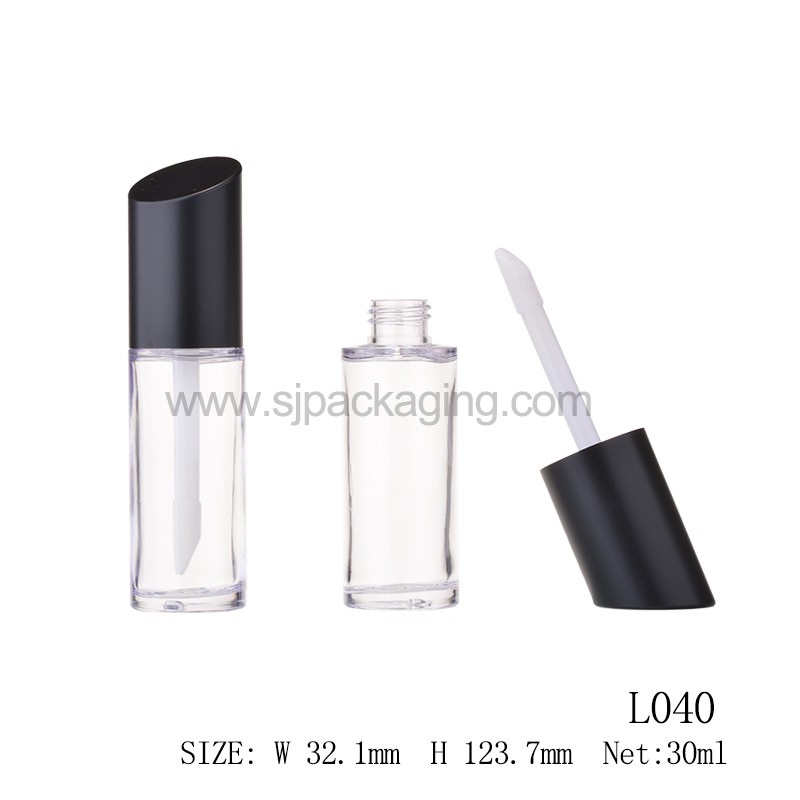 30ml Round Shape Foundation Bottle With Brush L040